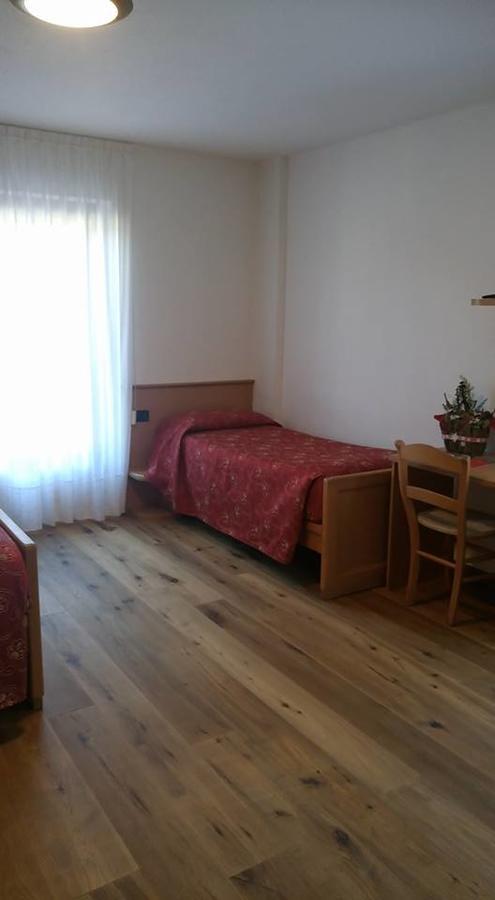Hotel Meublè Rosalpina à Isolaccia Extérieur photo